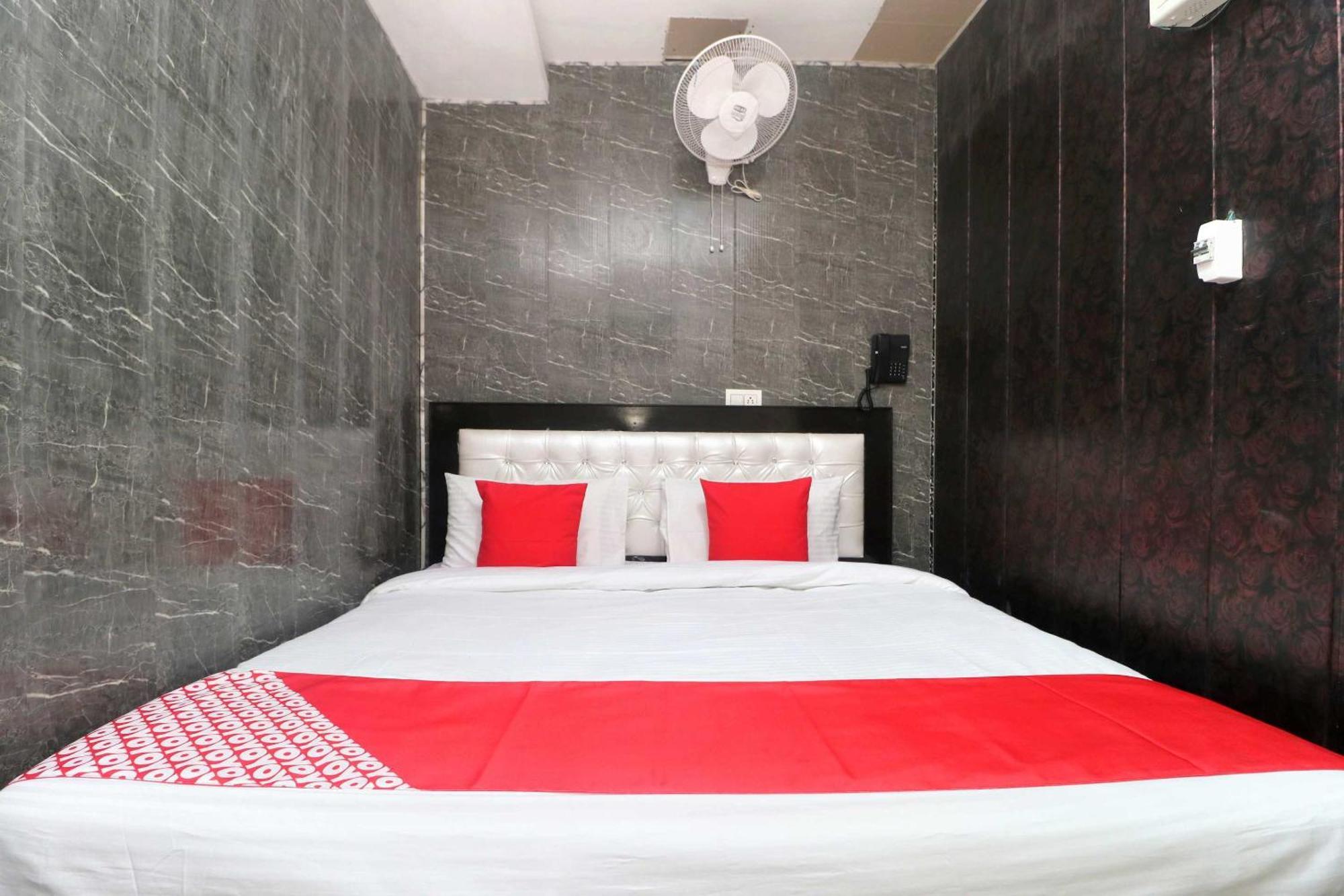 Oyo Hotel Aryan Plaza Чандигарх Экстерьер фото