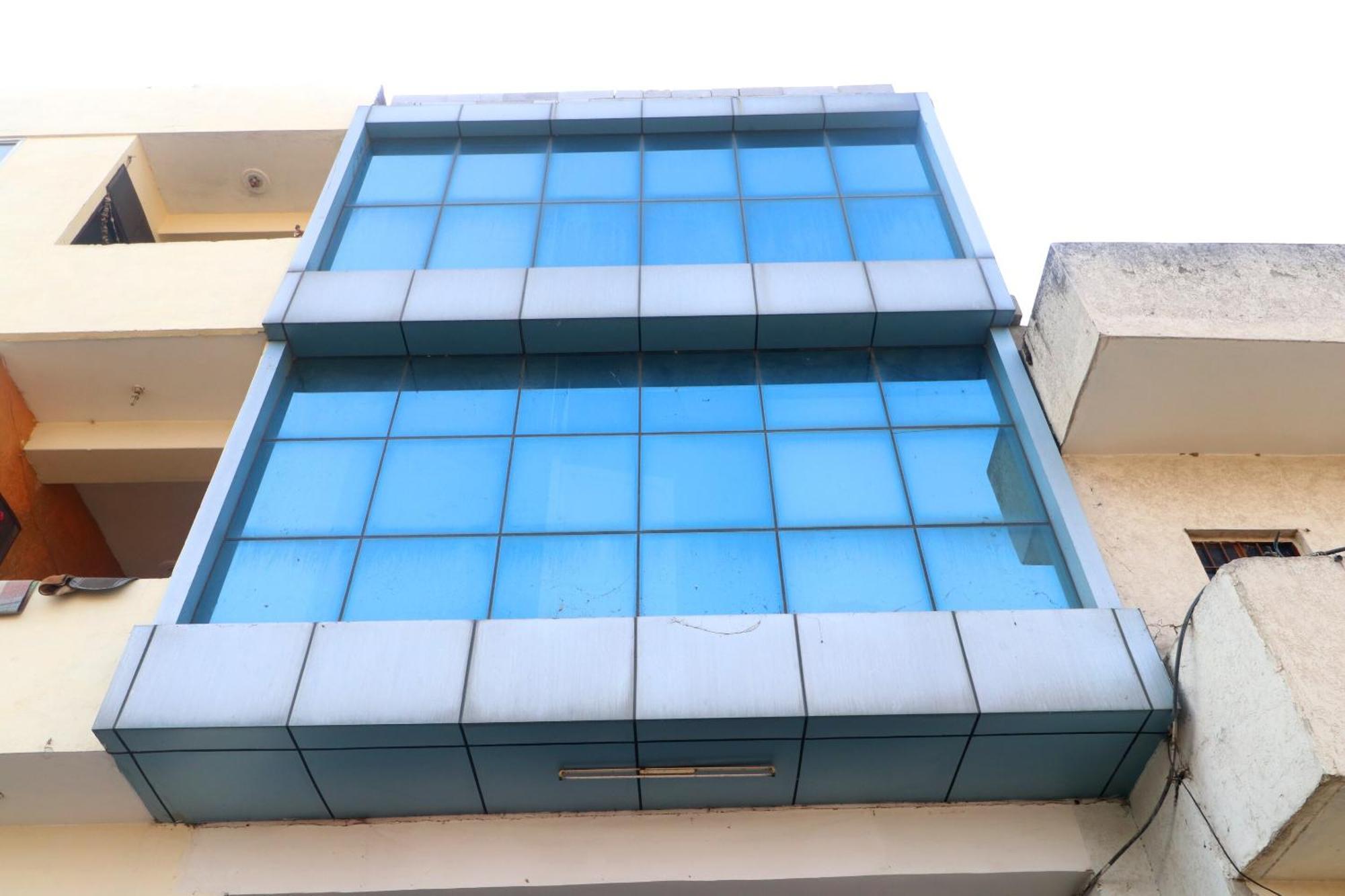 Oyo Hotel Aryan Plaza Чандигарх Экстерьер фото